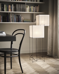 Lotek Stehlampe classic, black frame